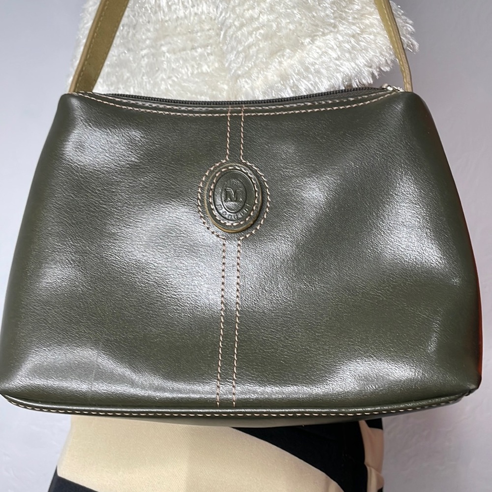 Mondani New York Shoulder Bag